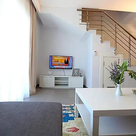 Truemar & 4* Istanbul